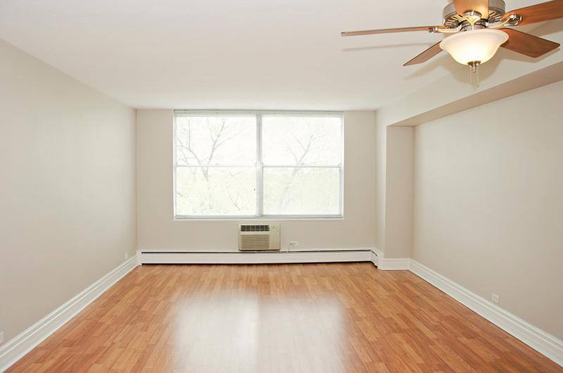 Apartment for rent at 1501 Maple Ave, Evanston, IL 60201