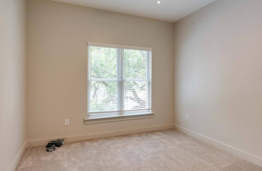 Apartment for rent at 1512 Bull St, Savannah, GA 31401