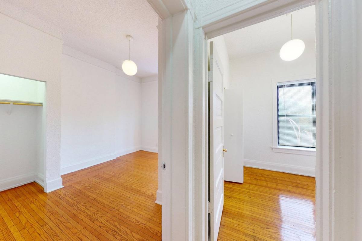 Apartment for rent at 1509 E 57th St, Chicago, IL 60615