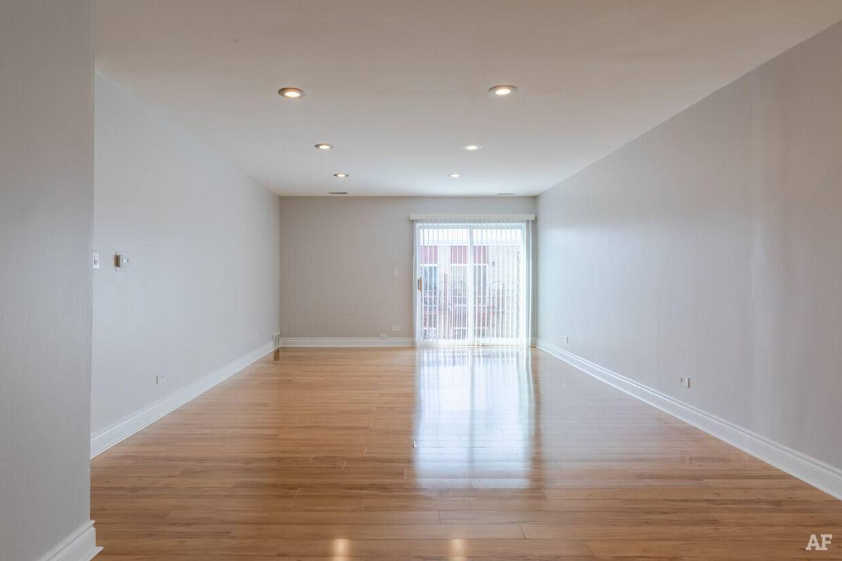 Apartment for rent at 1005 Des Plaines Ave, Forest Park, IL 60130