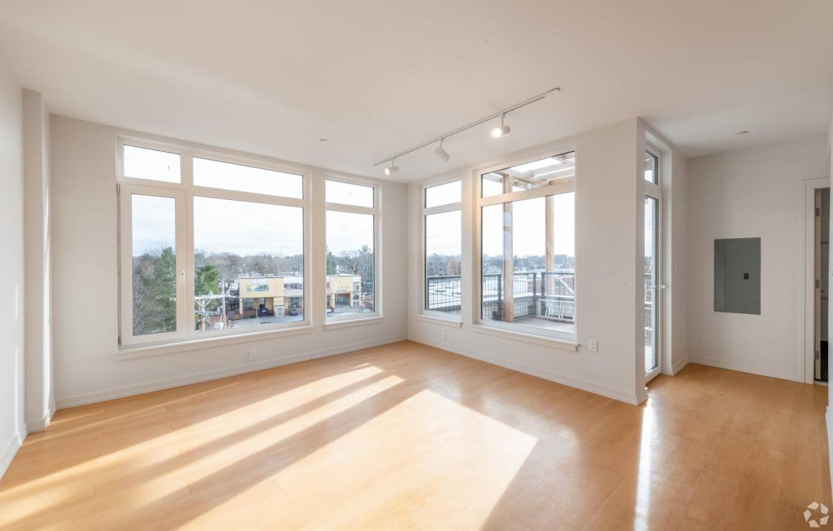 Apartment for rent at 77 New St, Cambridge, MA 02138