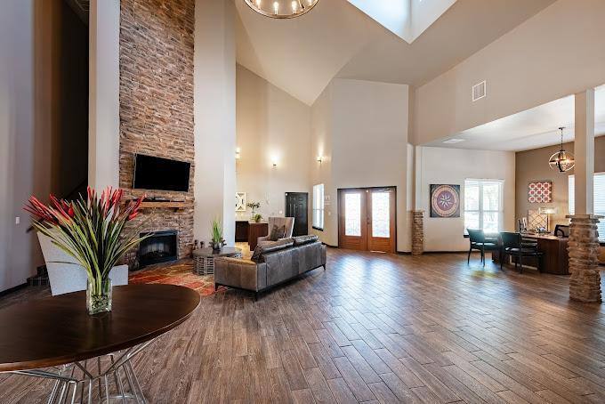 Apartment for rent at Greentree, 1120 Mac Arthur Dr, Carrollton, TX 75007
