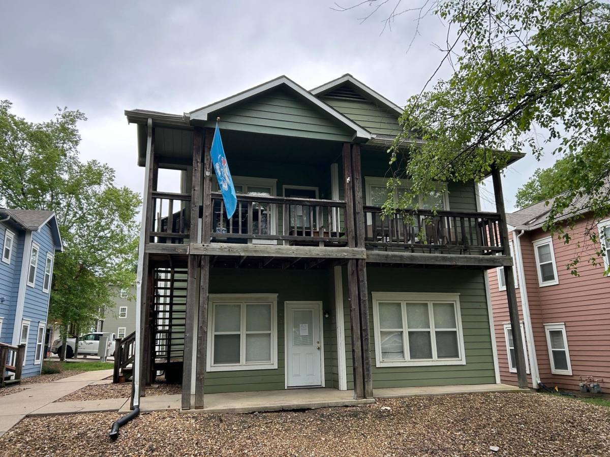Apartment for rent at 911 Arkansas St, Lawrence, KS 66044