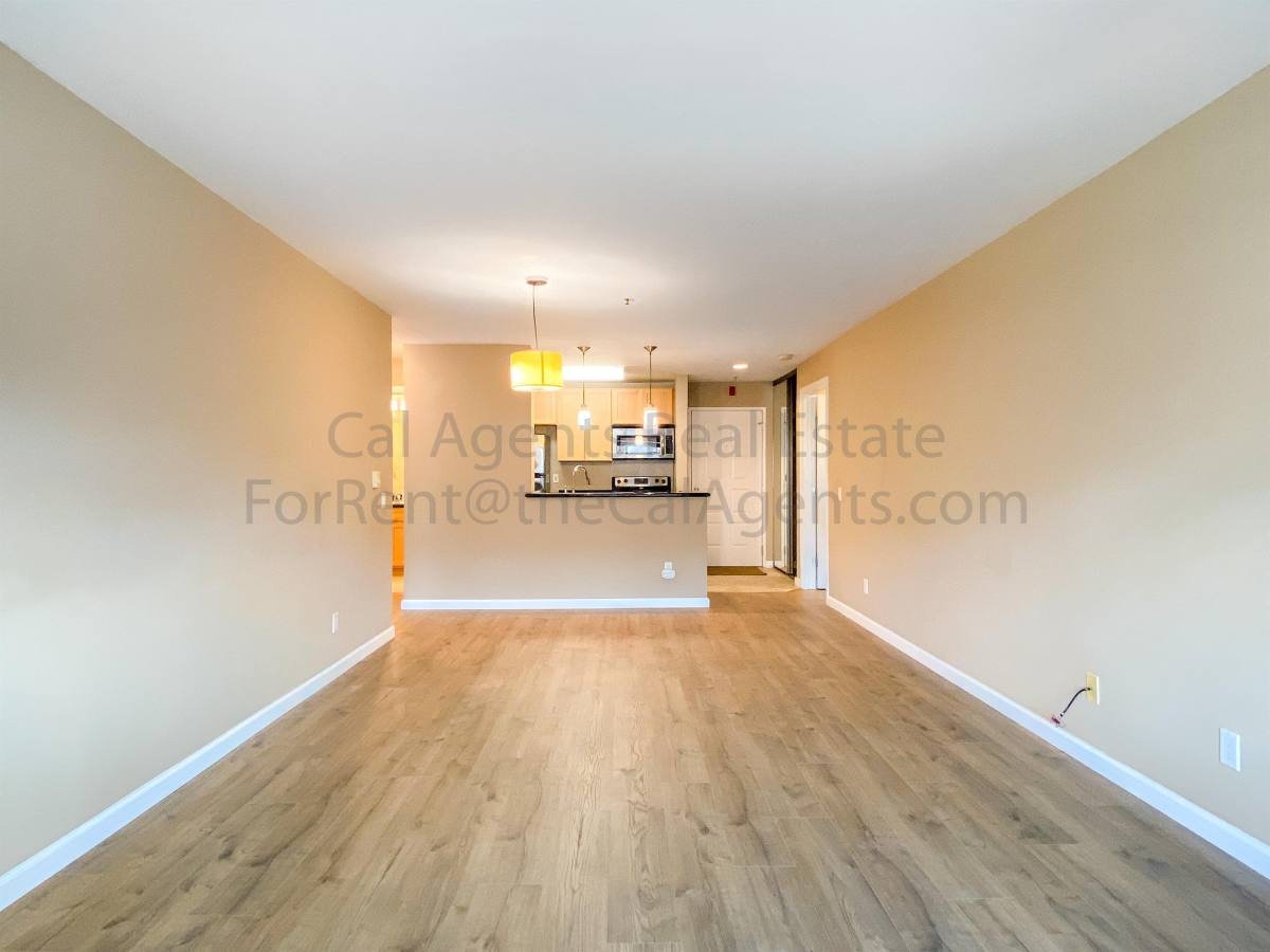 Condo for rent at 6400 Christie Ave, Emeryville, CA 94608