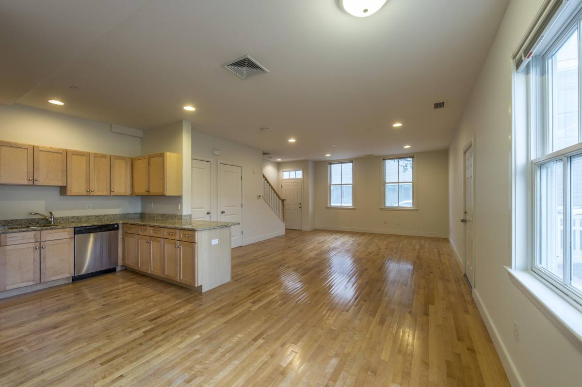 Apartment for rent at 110 Second St #B25U, Cambridge, MA 02141