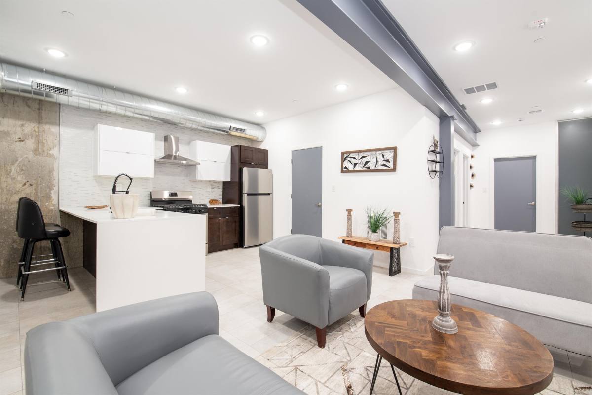 Apartment for rent at 638 Diamond St, Philadelphia, PA 19122