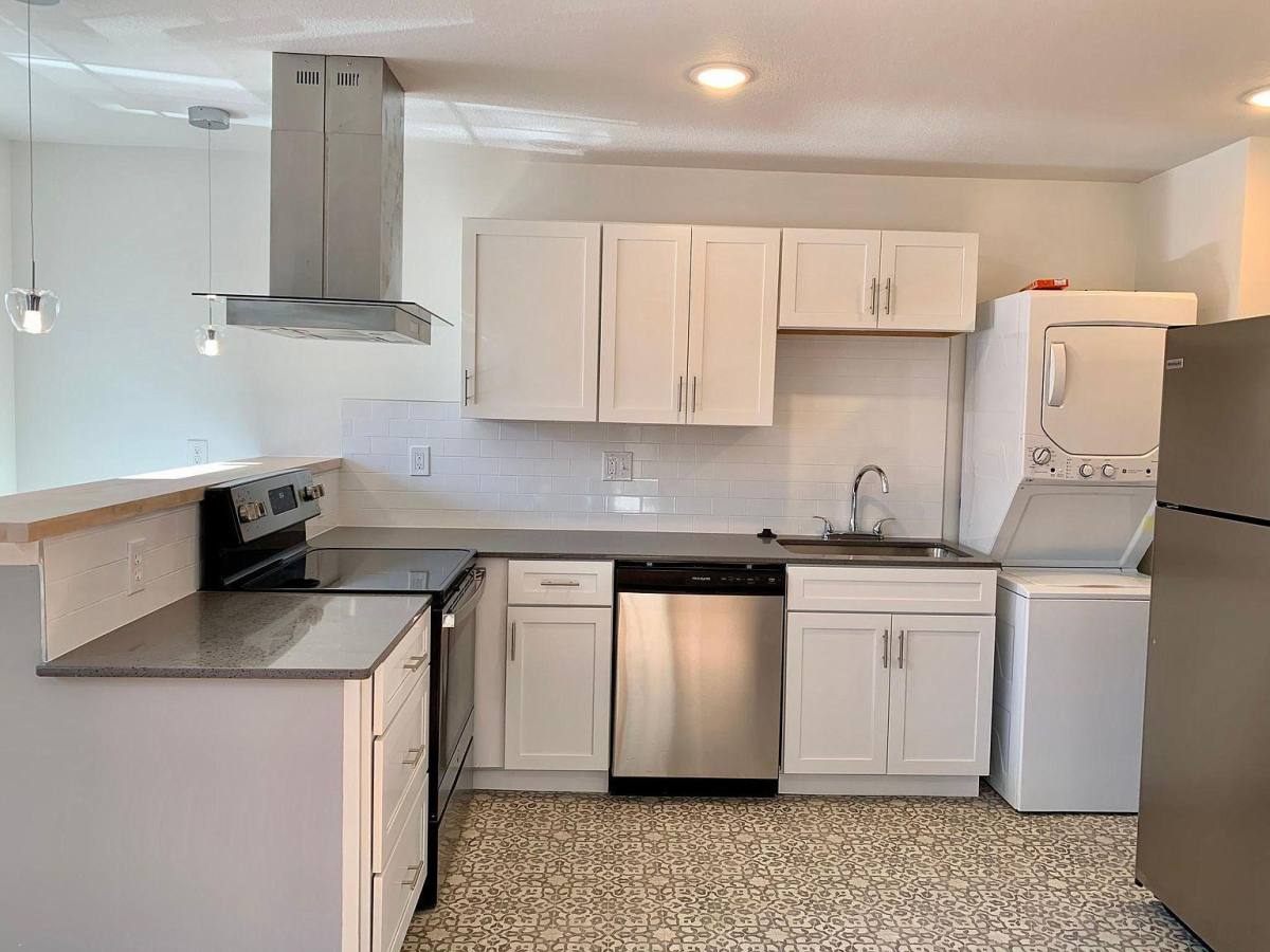 Apartment for rent at 1919 Olathe Blvd #105, Kansas City, KS 66103