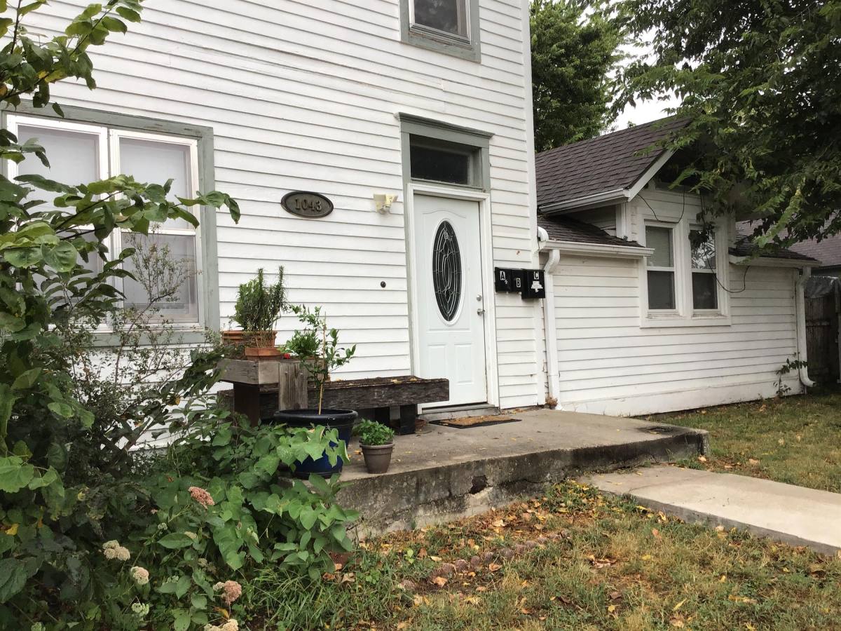 House for rent at 1043 B Delaware St, Lawrence, KS 66049