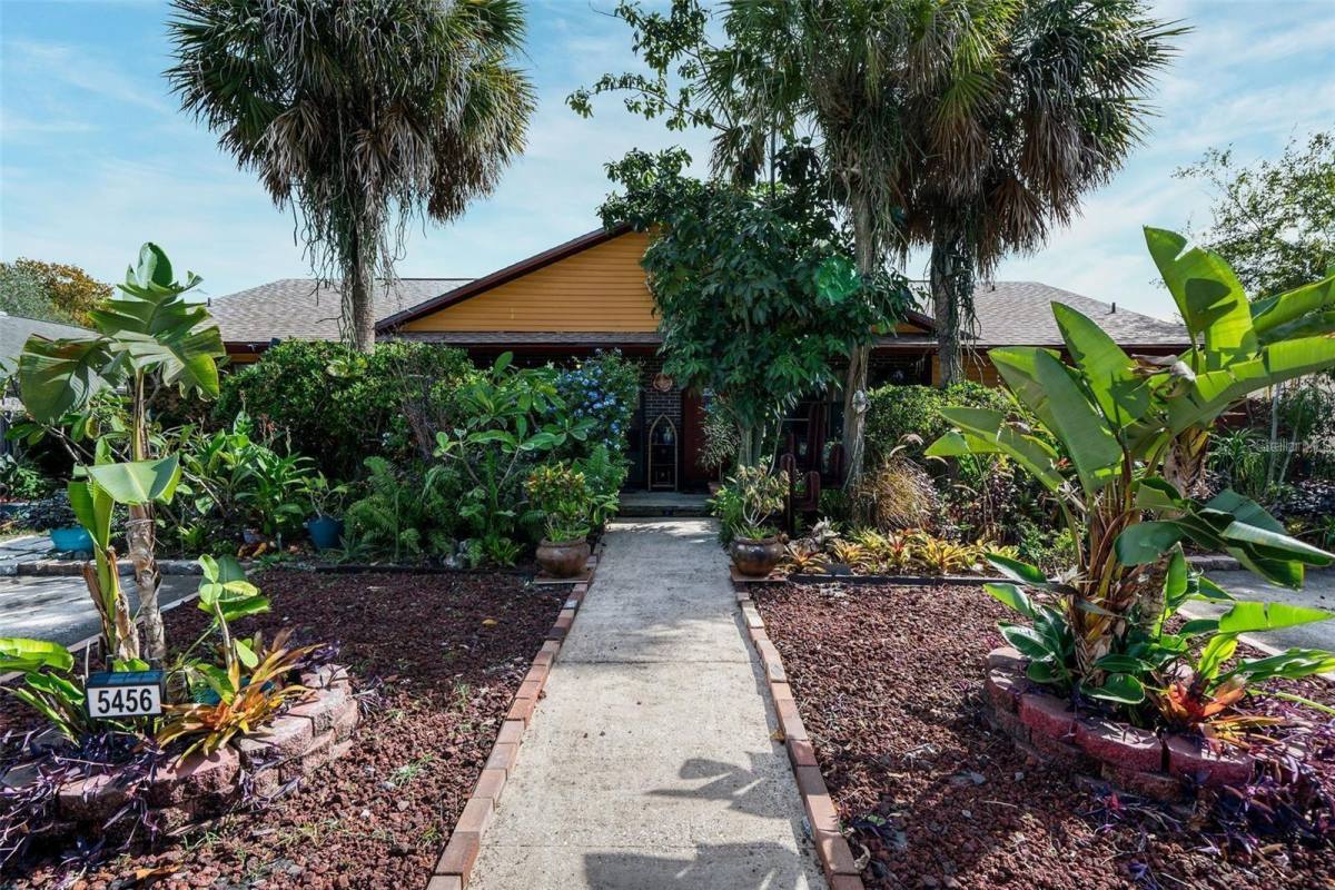 House for rent at 5454 Decatur St, Orlando, FL 32807
