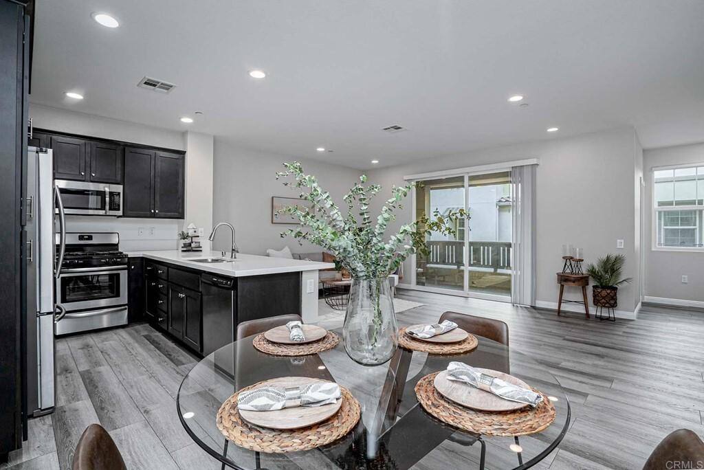 Townhouse for rent at Vista Del Sur, 1585 San Alfonso #1, San Diego, CA 92154