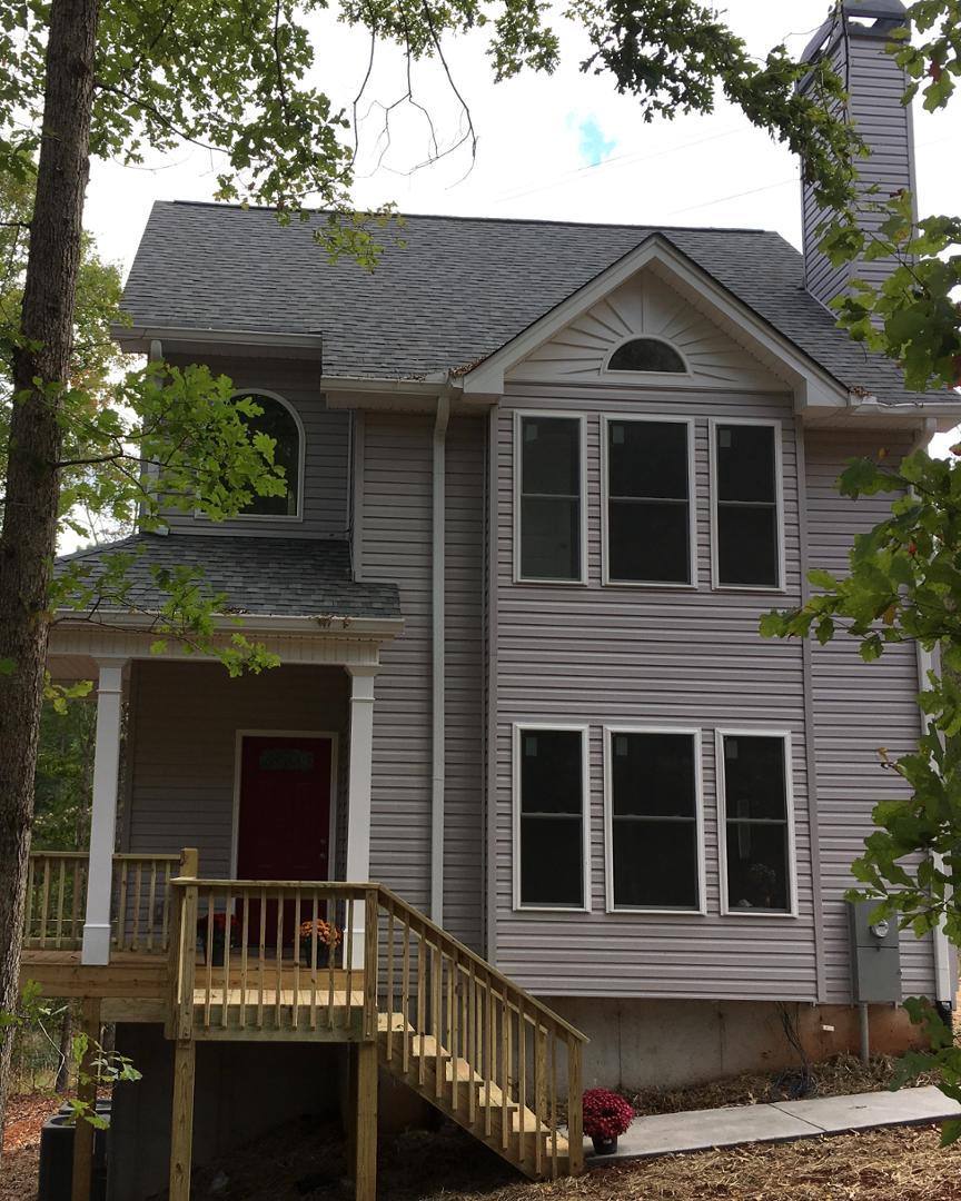 House for rent at 5926 Long Branch Rd, Dahlonega, GA 30533