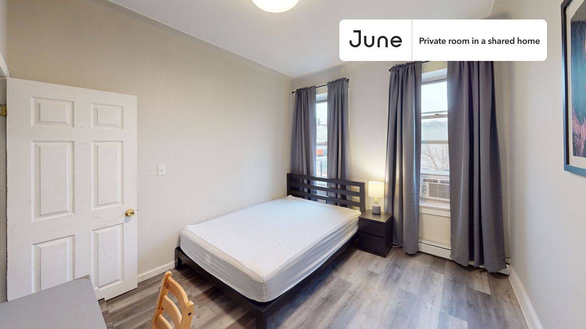 Apartment for rent at 13 Charlotte St #B, Ridgewood, NY 11385
