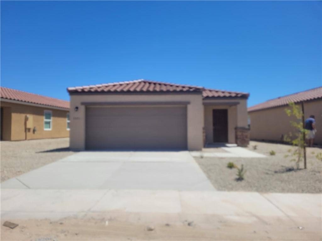 House for rent at 2371 Tapatio Dr, Bullhead City, AZ 86442