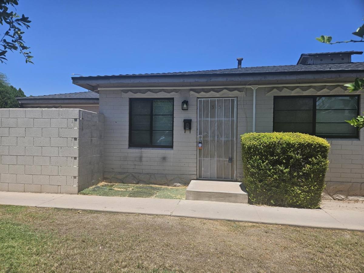 House for rent at 315- 325 S Hobson, Mesa, AZ 85204