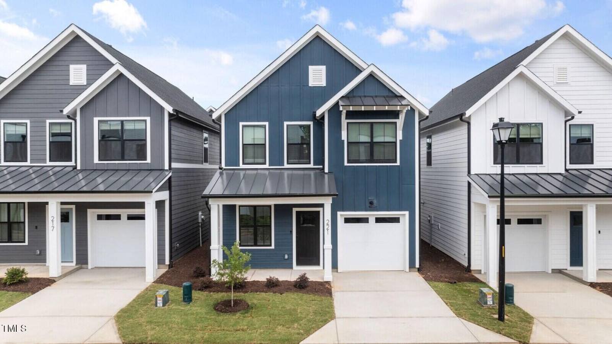 Townhouse for rent at 554 E Hargett St #HUDSEN, Raleigh, NC 27601