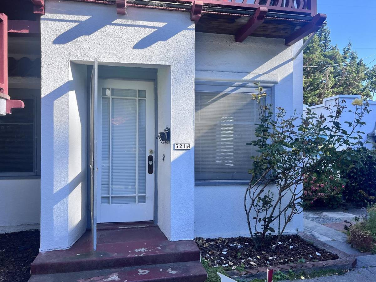 House for rent at Cypress, 317-325 Walnut Ave #321A, Santa Cruz, CA 95060