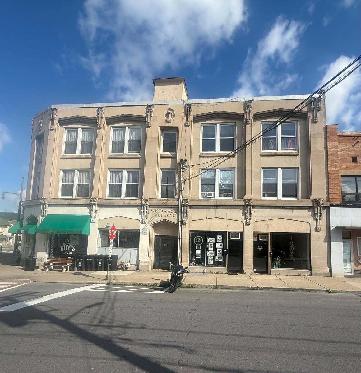 Apartment for rent at 102 Delaware Ave #3-B, Olyphant, PA 18447