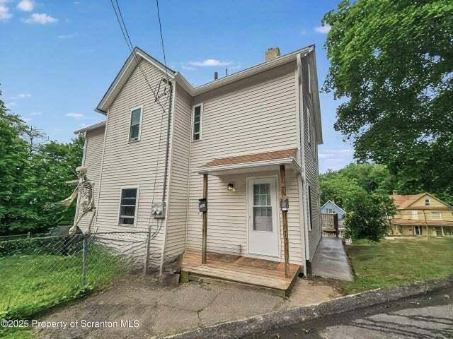 Apartment for rent at 2103 Hollister Ave #1, Scranton, PA 18508