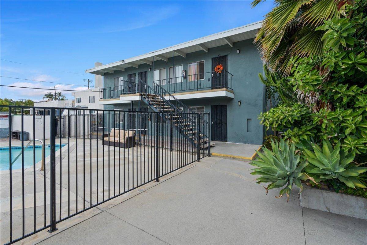 House for rent at 3819 Stockbridge Ave #10, Los Angeles, CA 90032