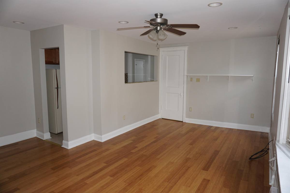 Apartment for rent at 5722 Baum Blvd #11R, Pittsburgh, PA 15206