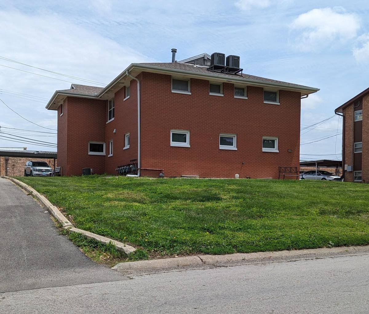 Apartment for rent at 314 Mecherle #7, Bloomington, IL 61701
