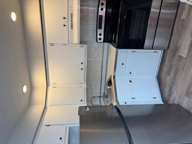 House for rent at 4014 W 103rd St #9, Oak Lawn, IL 60453