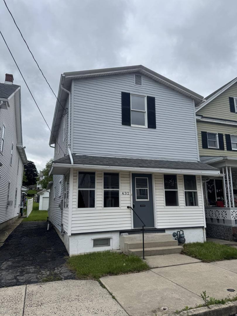 House for rent at 432 N 3rd St, Lehighton, PA 18235