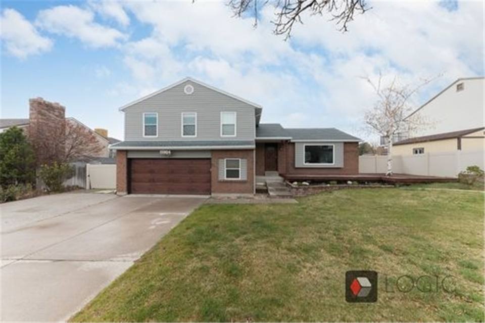 House for rent at 11924 S Cedar Ridge Rd, Sandy, UT 84094