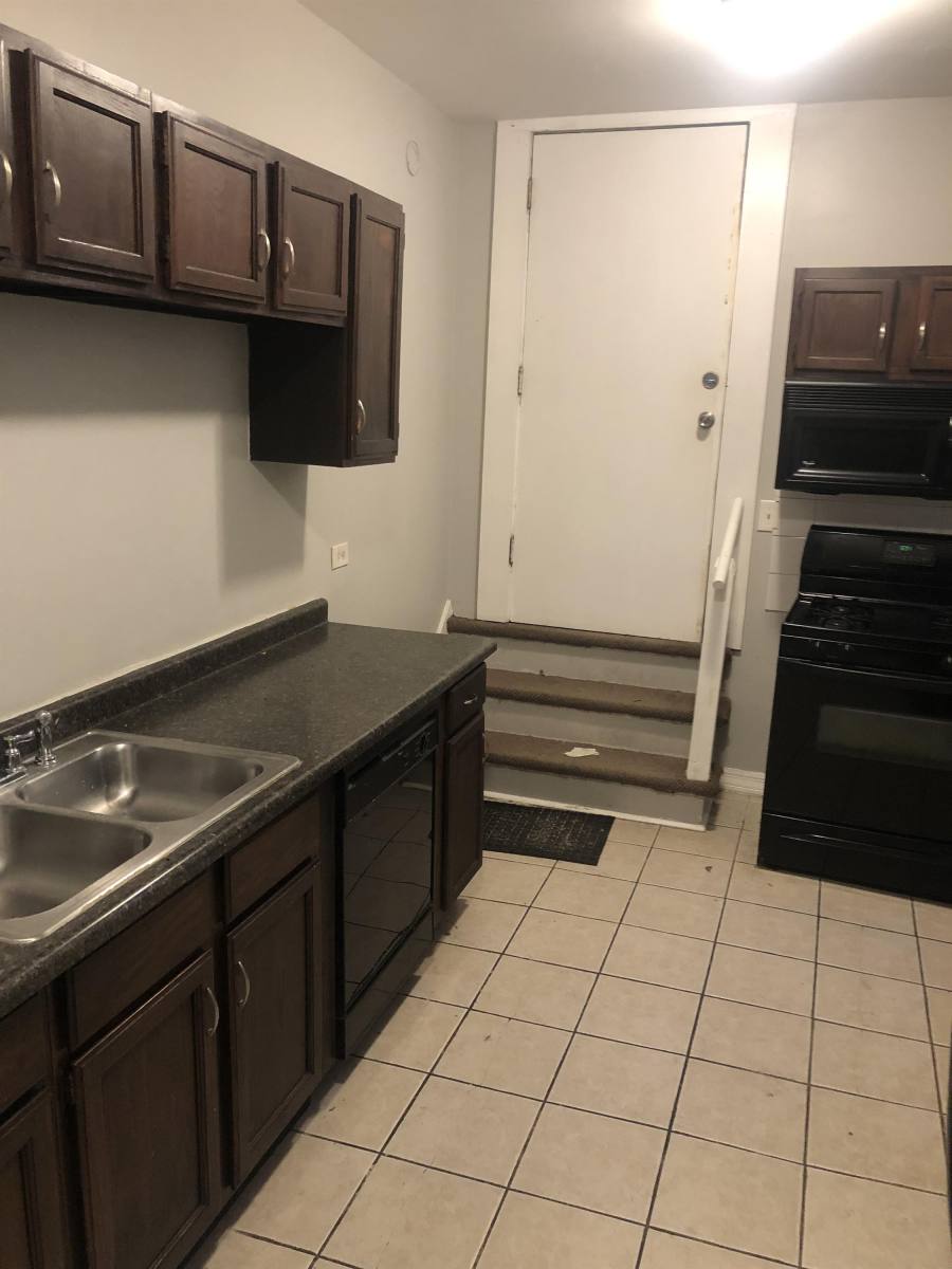 House for rent at 3848 W Grand Ave #BF, Chicago, IL 60651