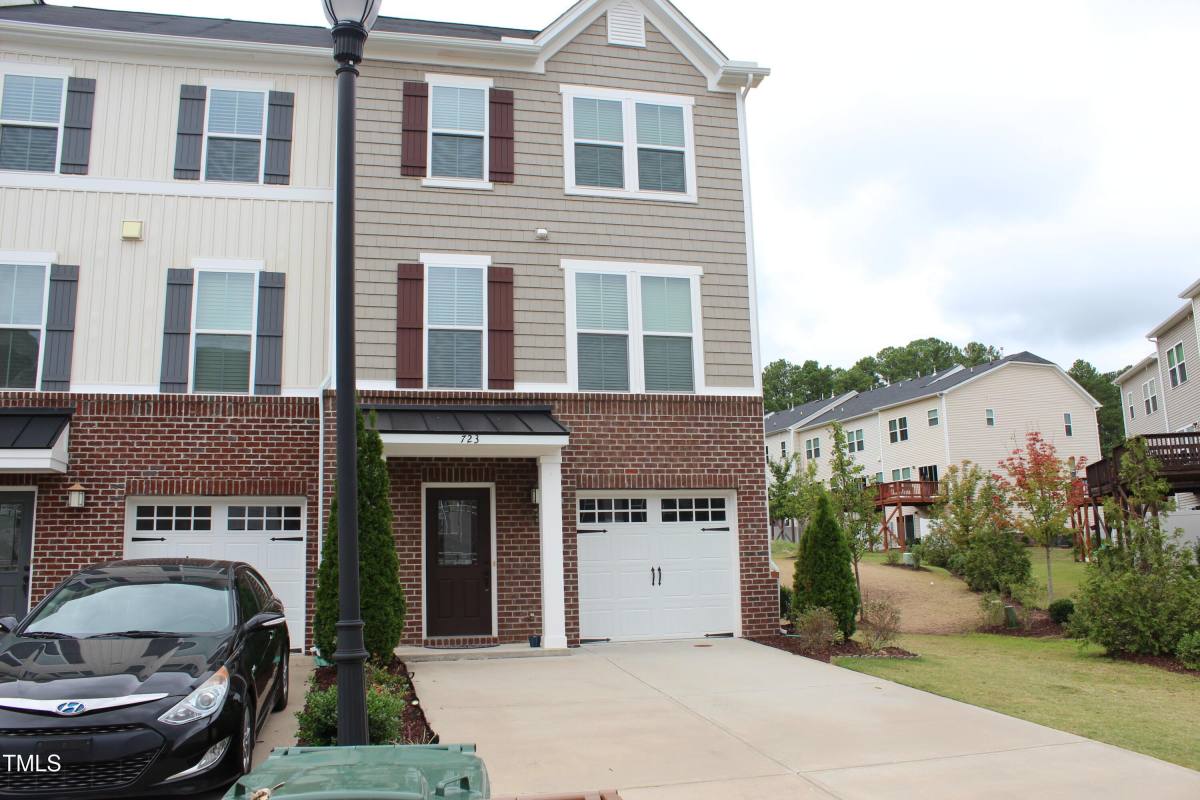 Townhouse for rent at 723 Suffield Way, Cary, NC 27519
