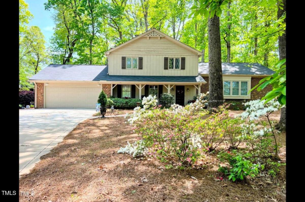 House for rent at 125 Amesbury Lane, Cary, NC 27511