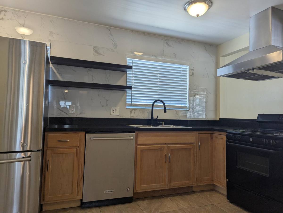 House for rent at 3826 Shasta St, San Diego, CA 92109