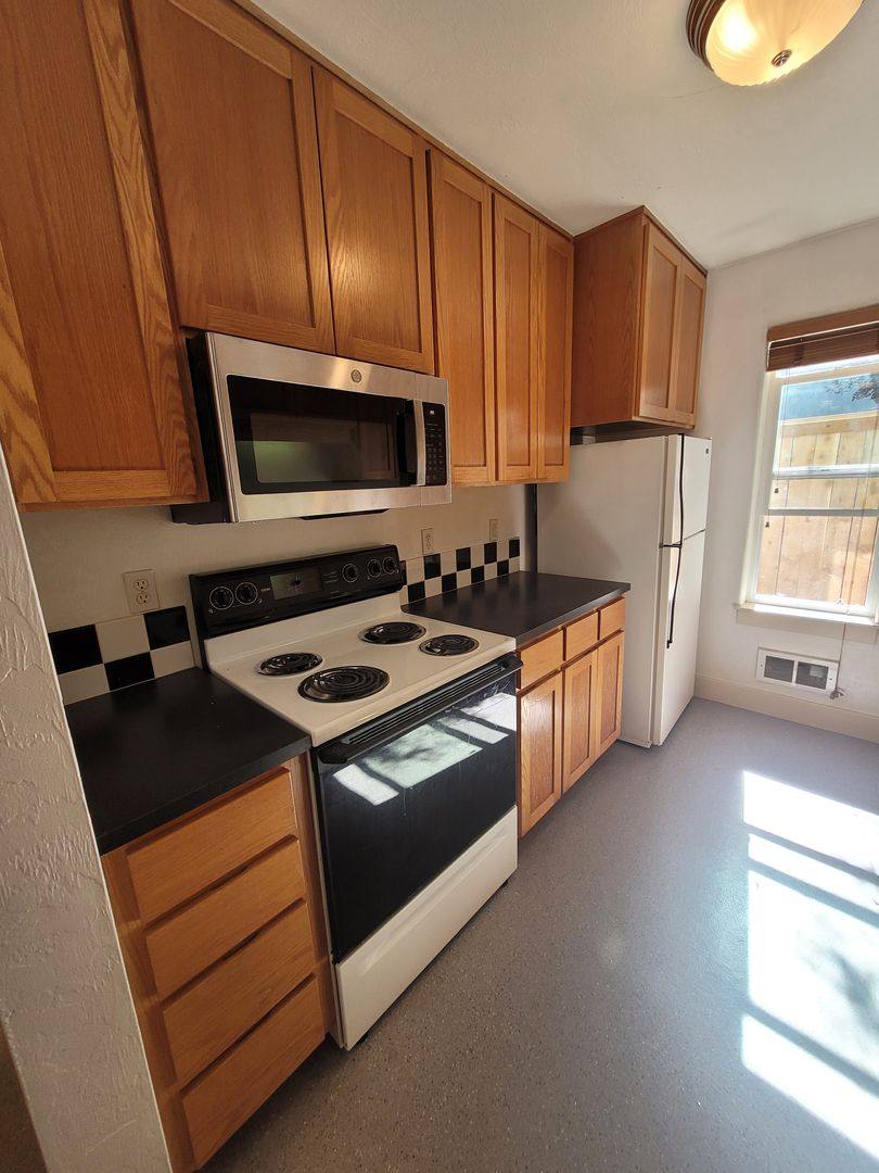 House for rent at 1512 Lincoln St, Eugene, OR 97401