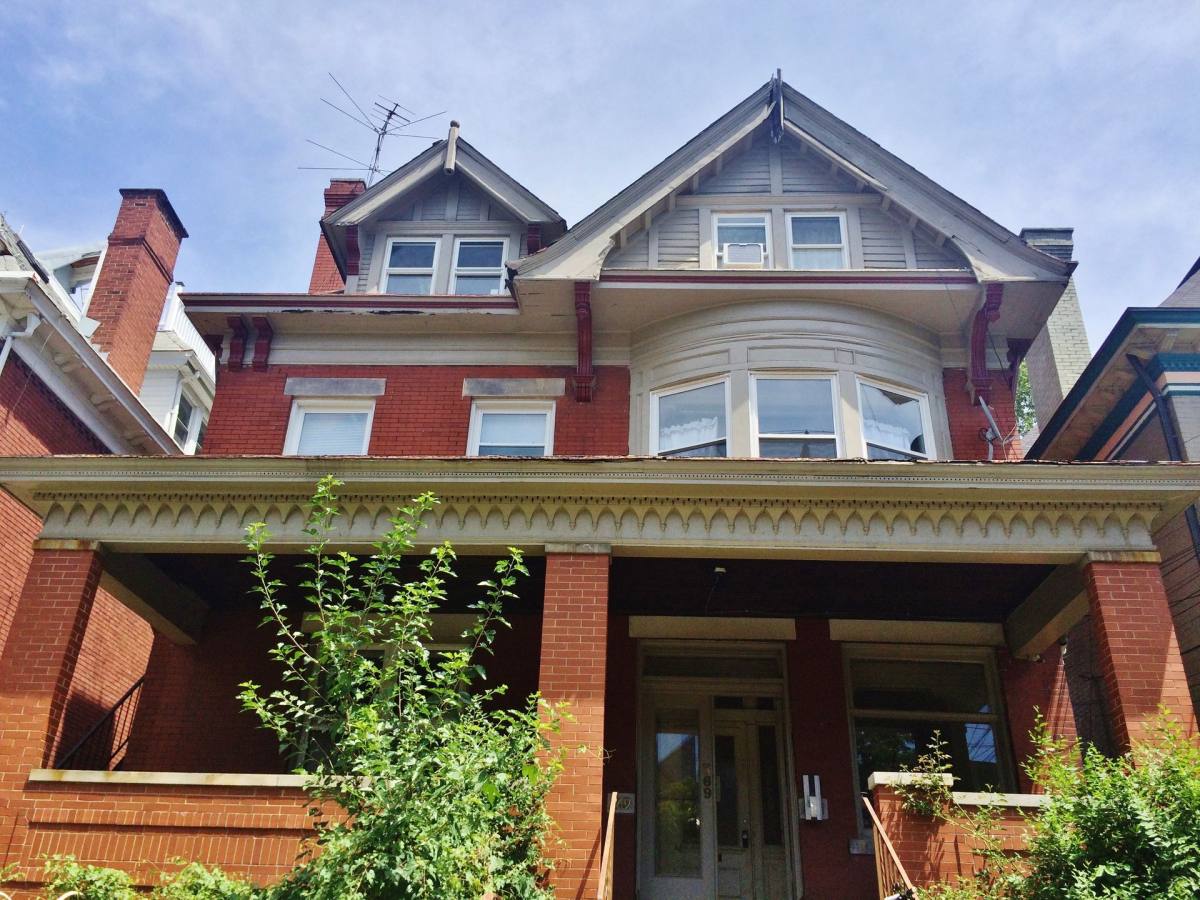 Townhouse for rent at 369 S Atlantic Ave, Pittsburgh, PA 15224