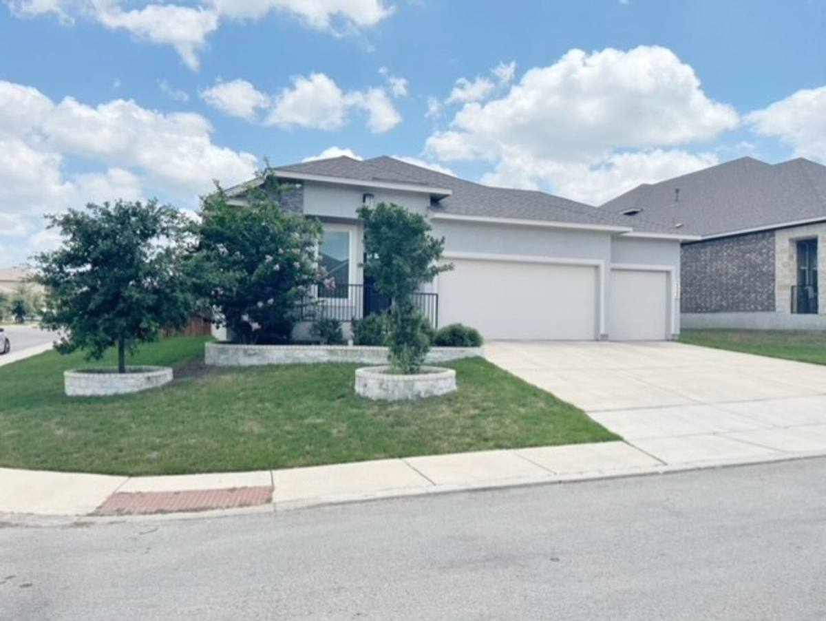 House for rent at 22266 Akin Doe, San Antonio, TX 78261