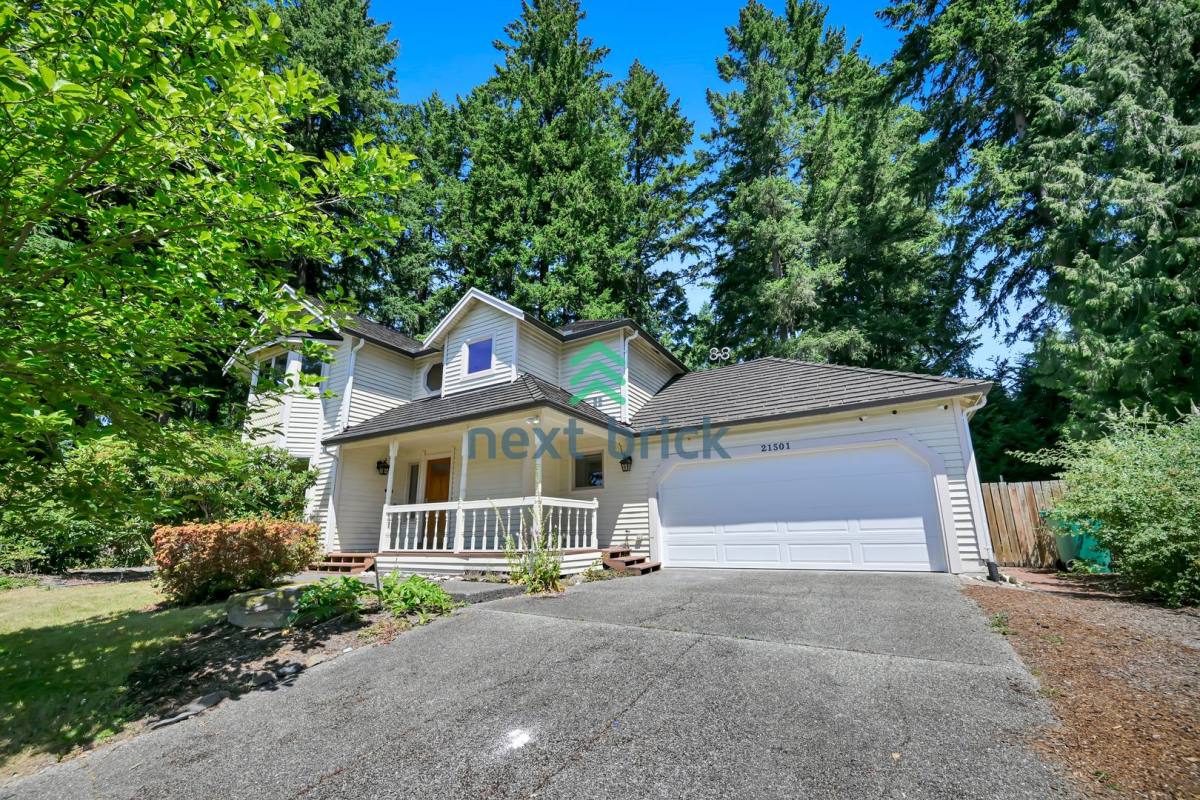 House for rent at 21501 21st Ave W, Lynnwood, WA 98036