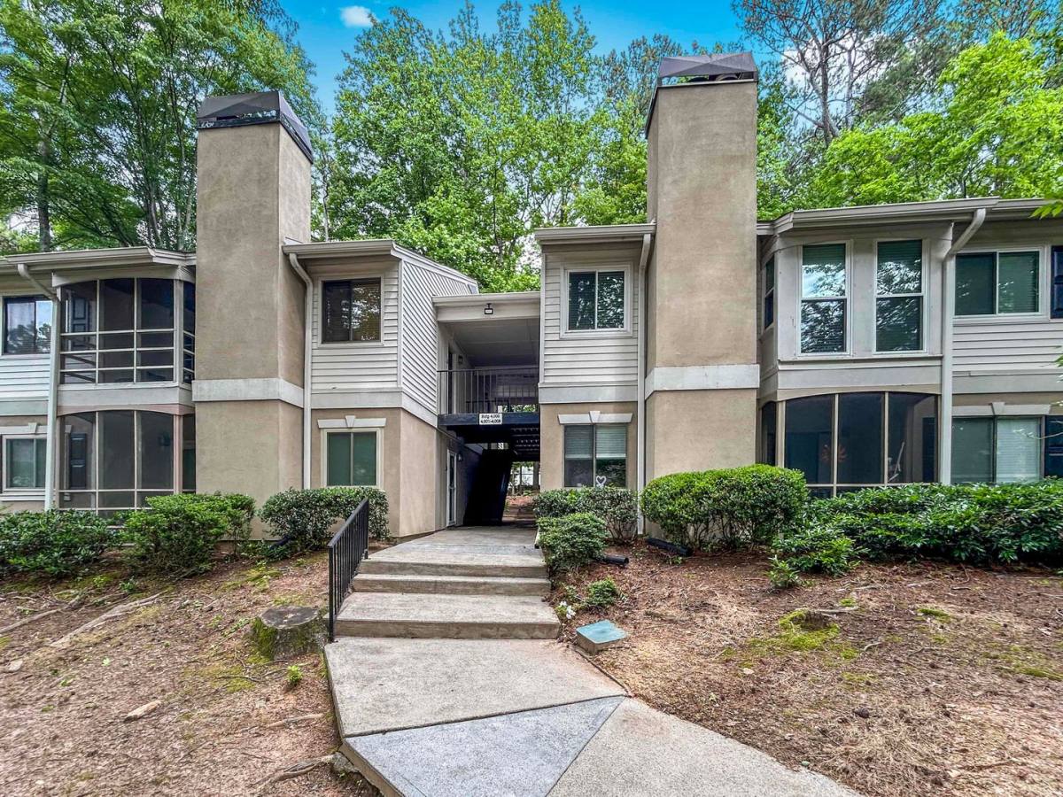 House for rent at 4006 Wingate Way, Atlanta, GA 30350