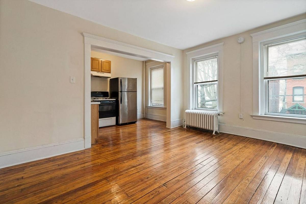 Apartment for rent at 165 Park St, New Haven, CT 06511