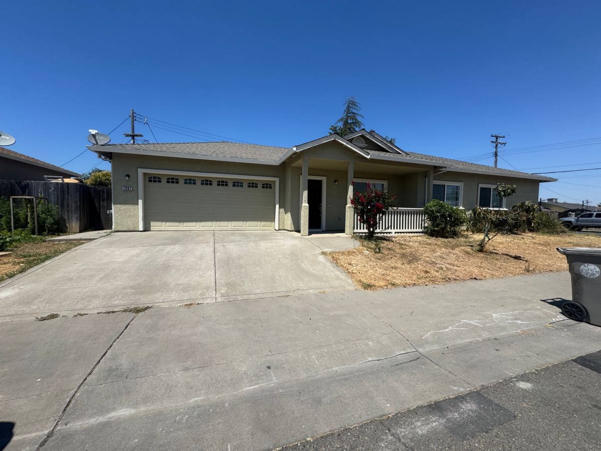 House for rent at 7081 Dylan Ave, Sacramento, CA 95824