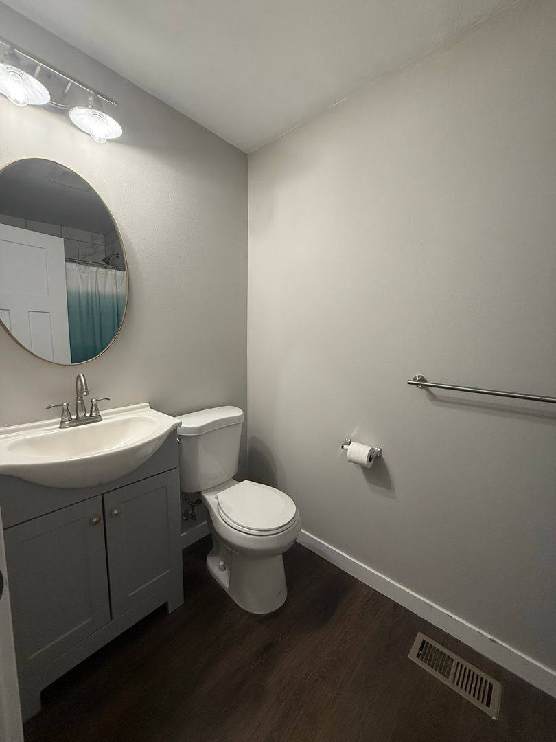 House for rent at 1340 Lafayette St SE, Albany, OR 97322