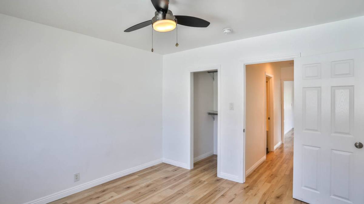 Apartment for rent at 727-729 S St Louis, Los Angeles, CA 90023