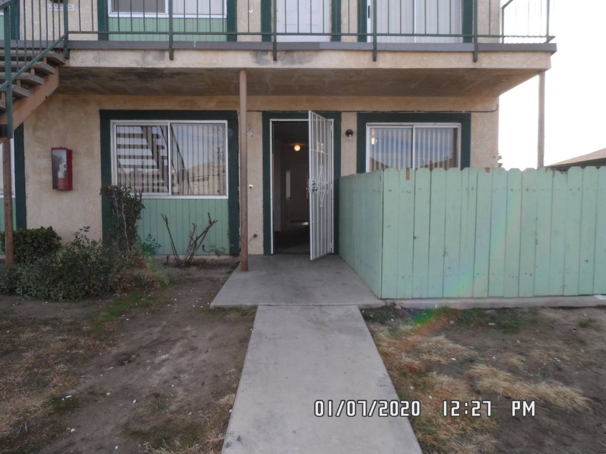 Apartment for rent at 18344 Taloga Rd, Apple Valley, CA 92307