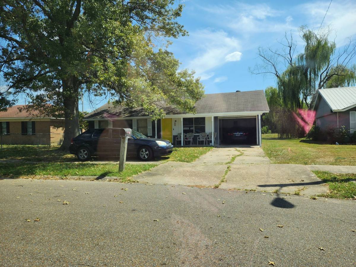 House for rent at 918 Mimosa Dr, West Memphis, AR 72301