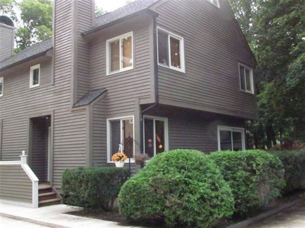 Townhouse for rent at 103 Tulip Tree Court, Ann Arbor, MI 48103