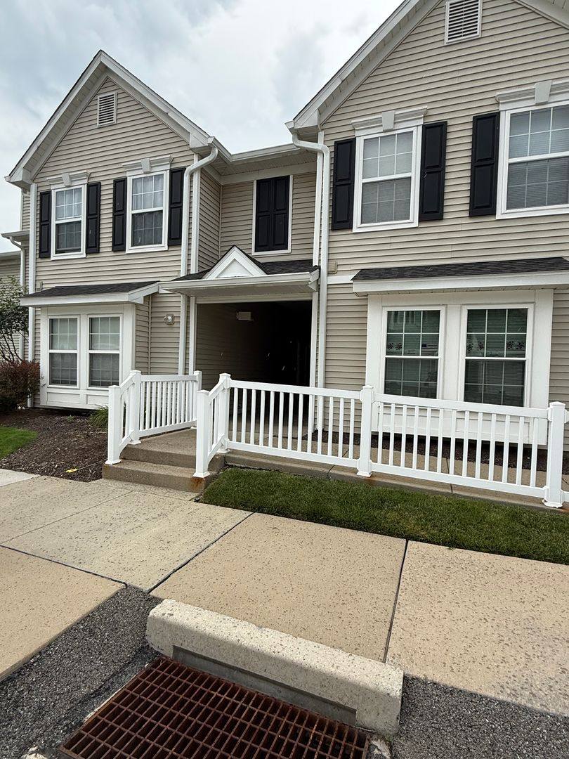 House for rent at 4101 Lenox Oval, Pittsburgh, PA 15237