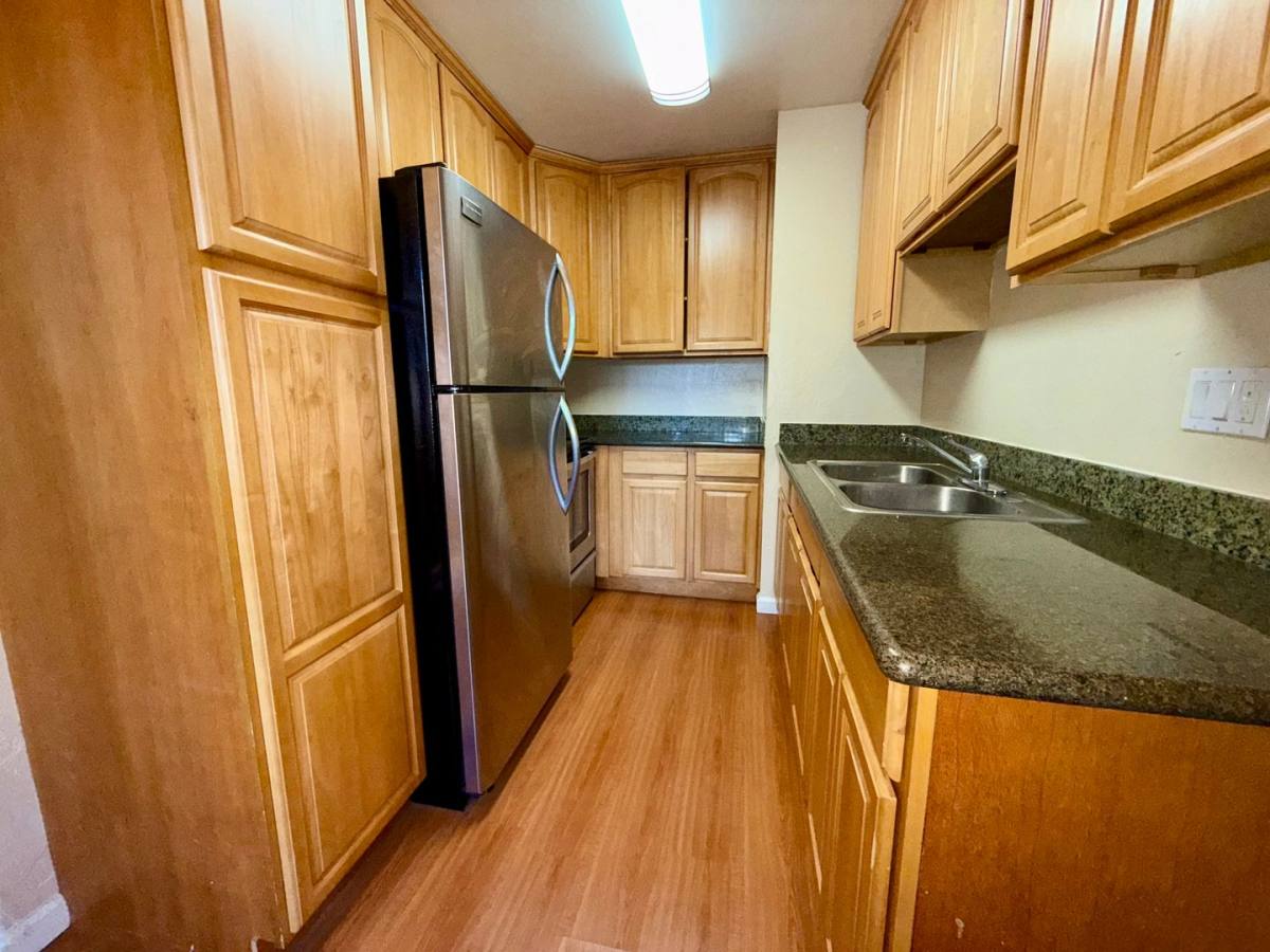 Apartment for rent at 1047 Rich Ave, Mountain View, CA 94040