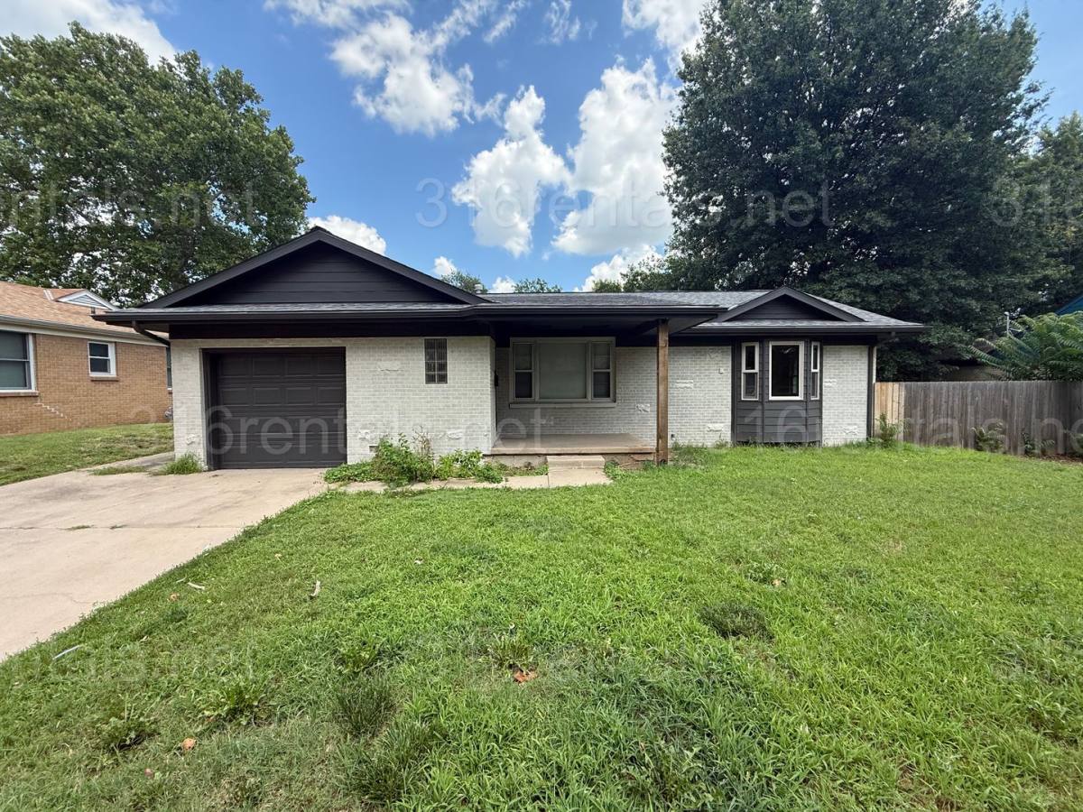 House for rent at 2326 S Fountain Ave, Wichita, KS 67218