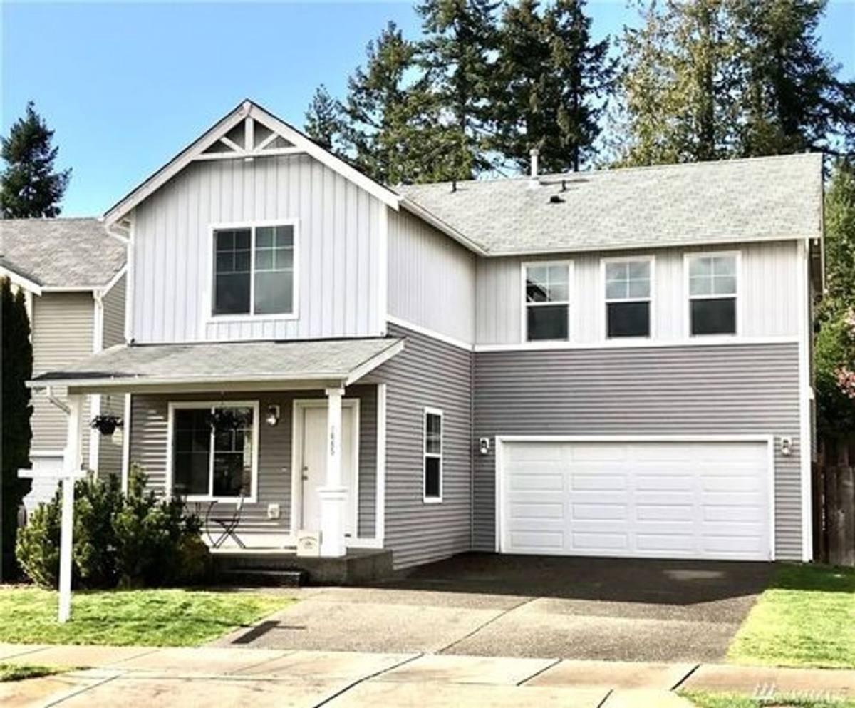 House for rent at 1645 Sinclair Dr, Dupont, WA 98327