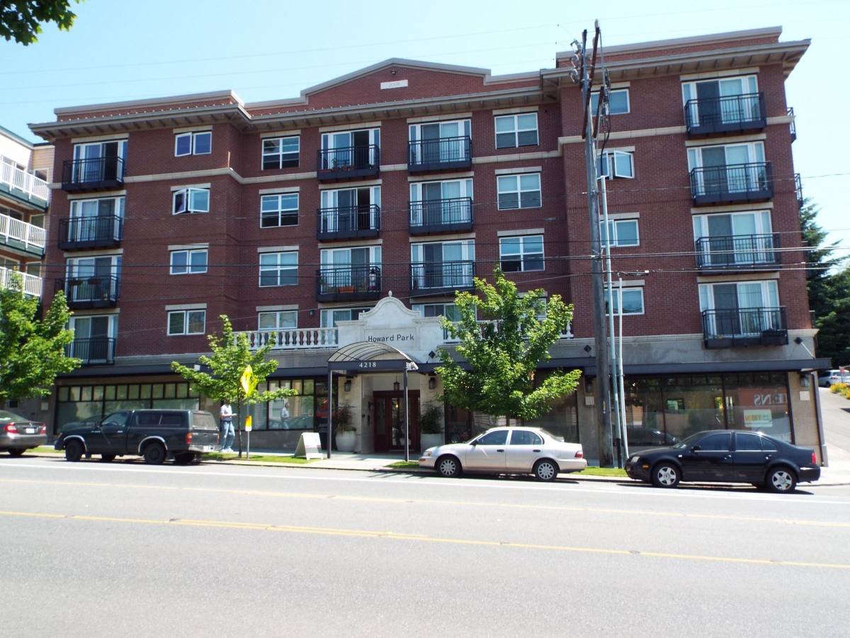 Apartment for rent at 4218 Stone Way N, Seattle, WA 98103