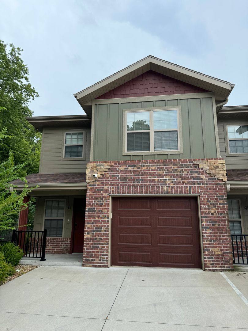 Apartment for rent at 1302-1314 S Lexington, Springfield, MO 65807